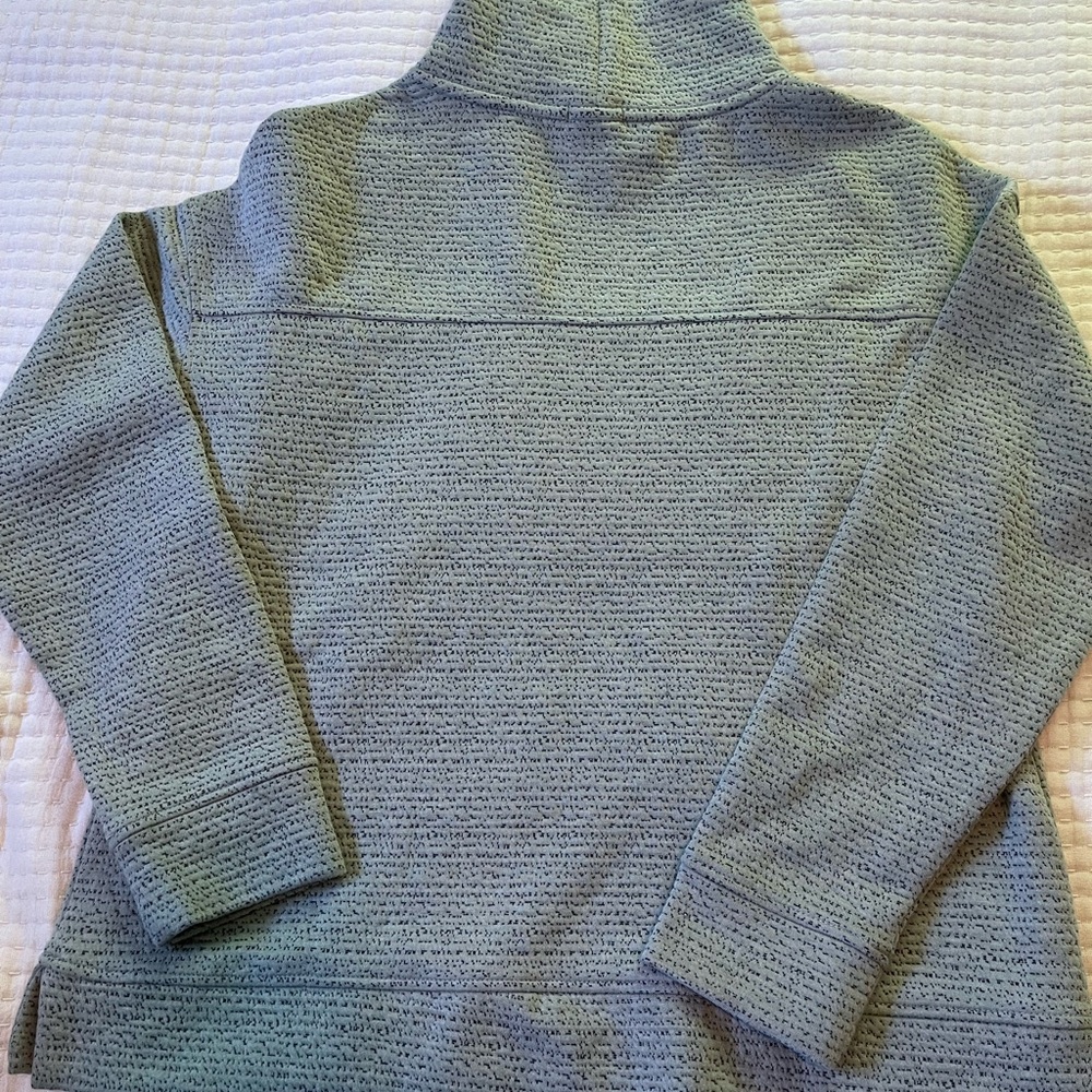 The American Outdoorswoman Blue Knit Sweater - Picture 7 of 7